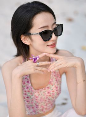 如意2024新款细框黑色百搭时尚百搭女款墨镜5143