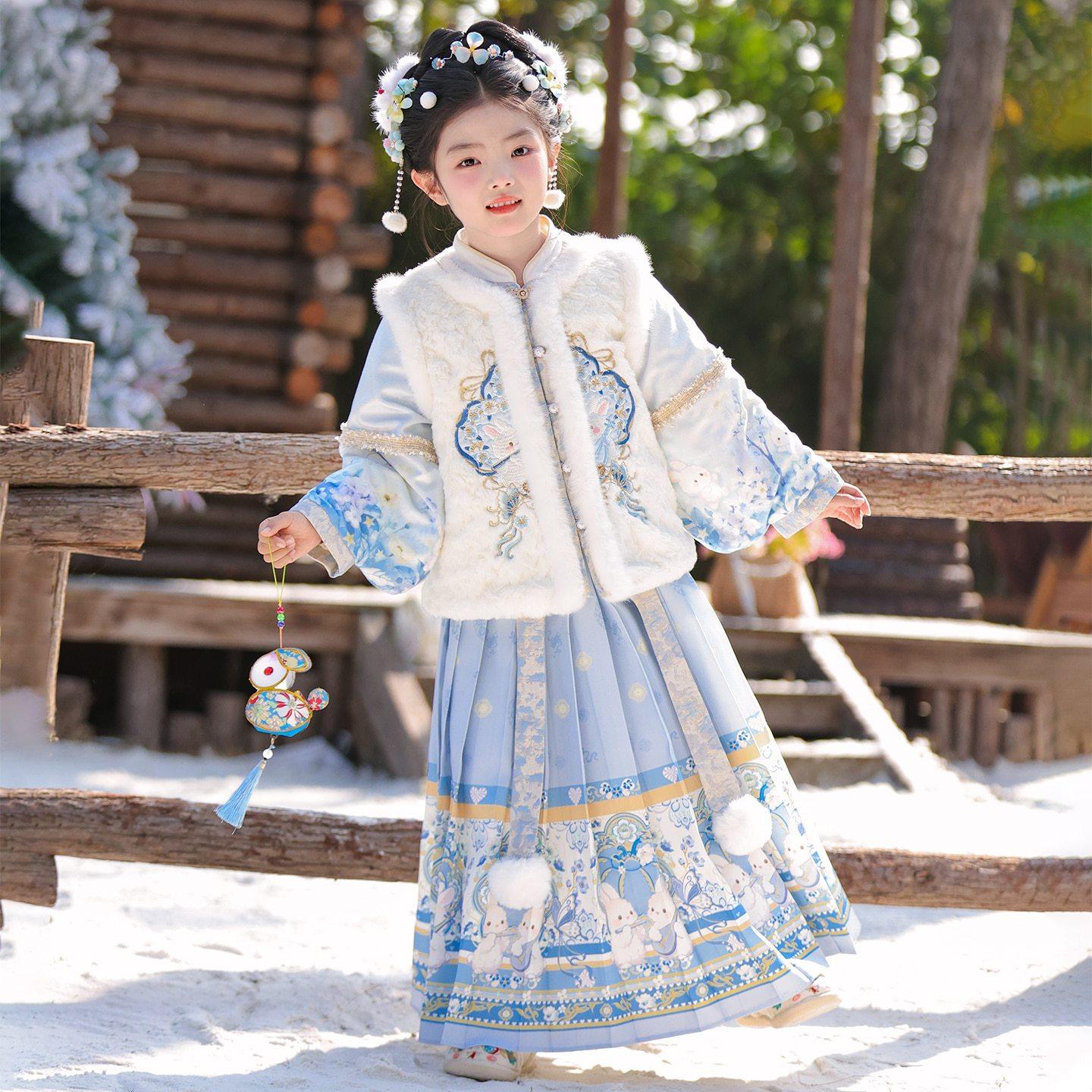 雪精灵冬装新品女童中国风明制汉服套裙儿童加厚马面裙套装拜年服,童装/婴儿装/亲子装,汉服,淘宝优惠券,粉丝福利购,淘宝优惠卷