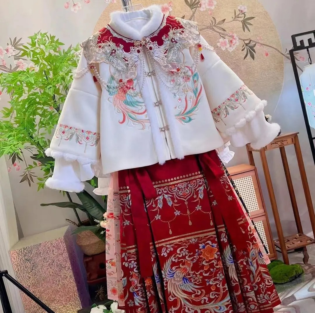 朝童鸾凤女童冬明制汉服三件套马面裙新中式礼服裙中国风拜年服,童装/婴儿装/亲子装,汉服,淘宝优惠券,粉丝福利购,淘宝优惠卷
