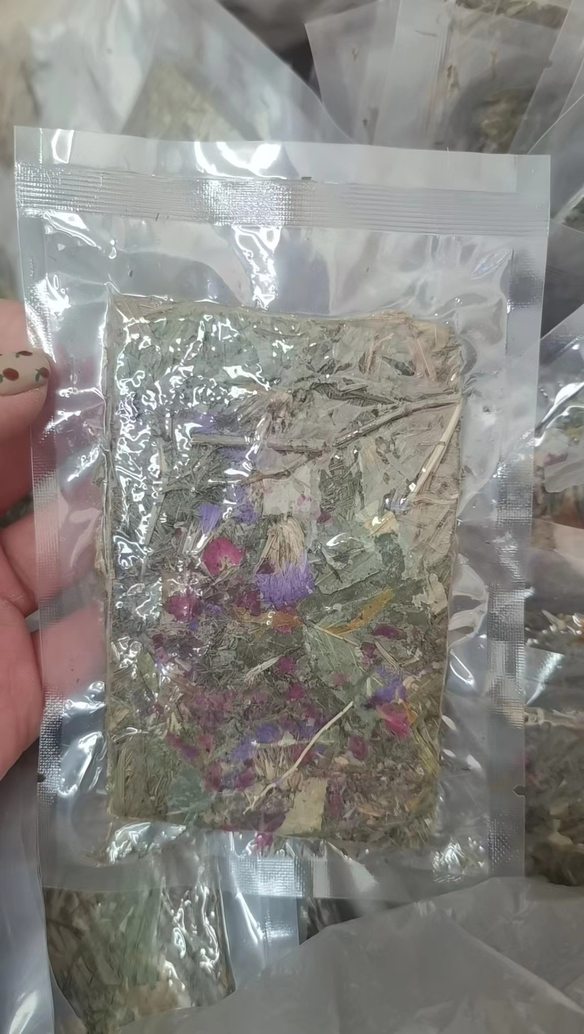 【兔子林】混合花草牧草叶子 试吃装适合兔兔 龙猫 豚鼠,宠物/宠物食品及用品,兔兔干草,淘宝优惠券,粉丝福利购,淘宝优惠卷