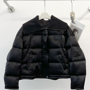 欧洲站 E552 25冬款 羽绒服女 406 针织翻领90白鹅绒短裤 米娜家