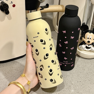 水杯女生新款2025高颜值保温杯ins风便携水瓶学生可爱不锈钢杯子