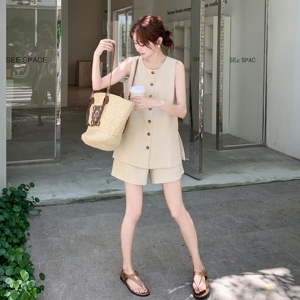 休闲超火马甲短裤套装女夏2025新款小个子两件套减龄穿搭重要场合图片