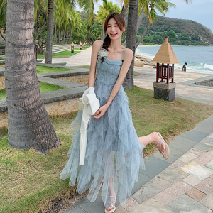 气质甜美网纱拼接吊带裙套装女夏季2025新款富家千金感穿搭防晒衫图片
