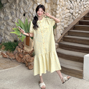 奶乎乎黄色娃娃领连衣裙女2025夏新款韩系甜美宽松减龄碎花衬衫裙图片