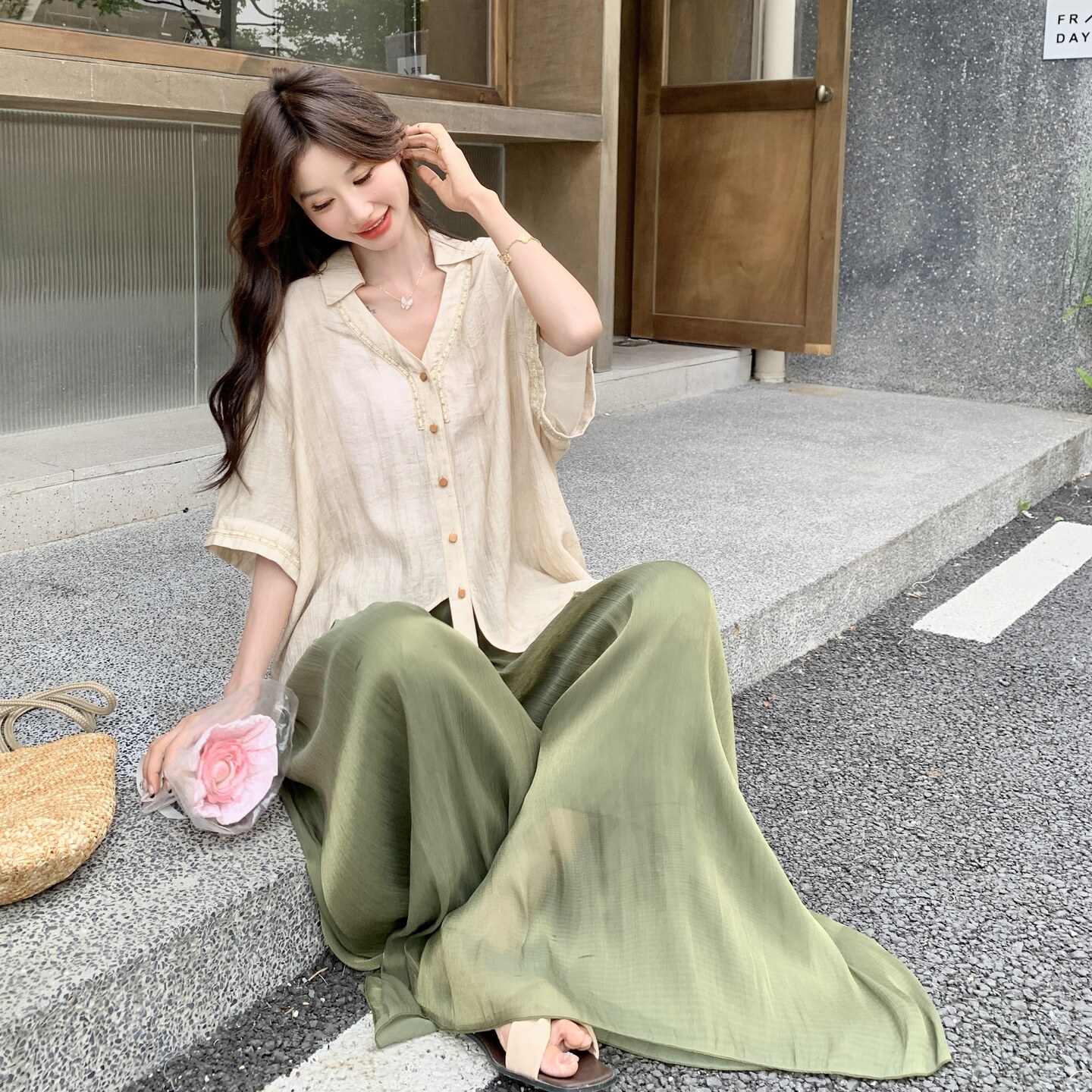 超仙气质优雅衬衫阔腿裤套装女夏2025新款独特漂亮绝美两件套超火,女装套装/套裙,2C153