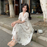 法式纯欲风v领碎花裙女夏季2025新款少女甜美气质超仙显瘦连衣裙，女装连衣裙，2C153