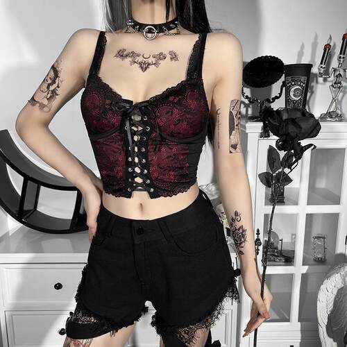 YL21022暗黑风新款早春女装新款小吊带 蕾丝花边露背绑带小背心