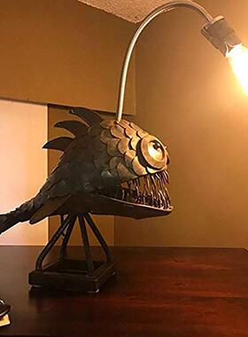 跨境亚马逊热销复古鱼灯 钓鱼爱好者琵琶鱼灯落地式 鱼灯金属摆件