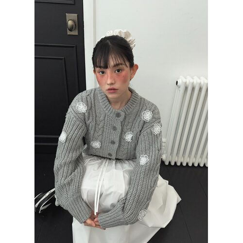 PPSHD复古撞色花朵点缀毛衣外套女冬季新款重工麻花纹针织开衫