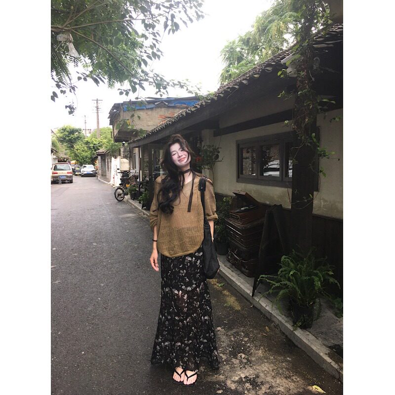 PPSHD｜  复古印花直身垂坠半身裙+ 重工镂空防晒透气宽松罩衫