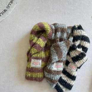 依依妈儿童冬款时尚羊毛保暖条纹围巾男童贴标针织毛绒舒适围脖潮