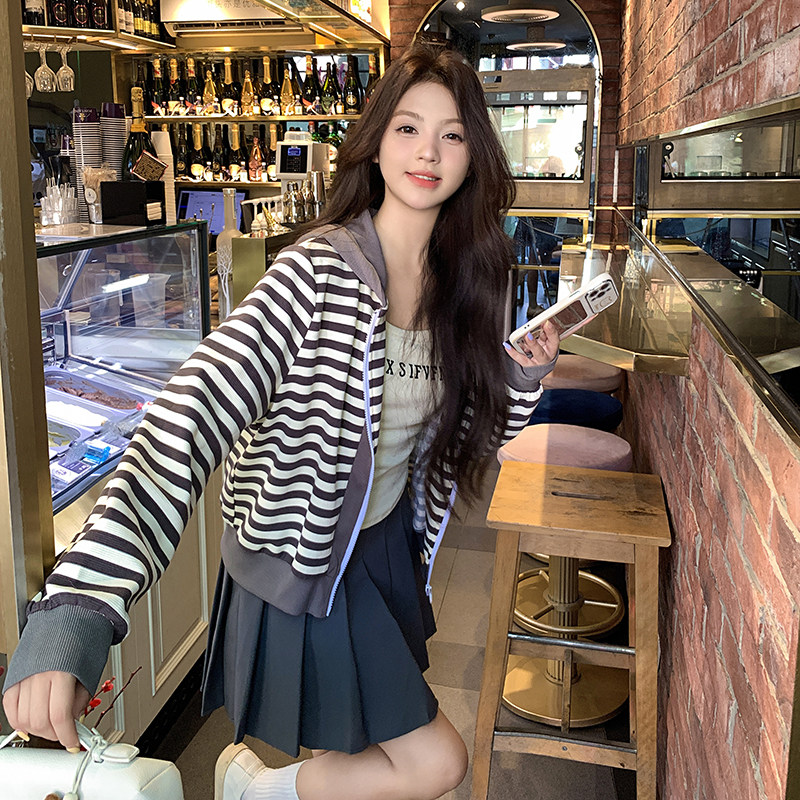 现货新款秋装条纹衫连帽卫衣拉链棒球服小个子学生外套P115K168,女装套装/套裙,2C311