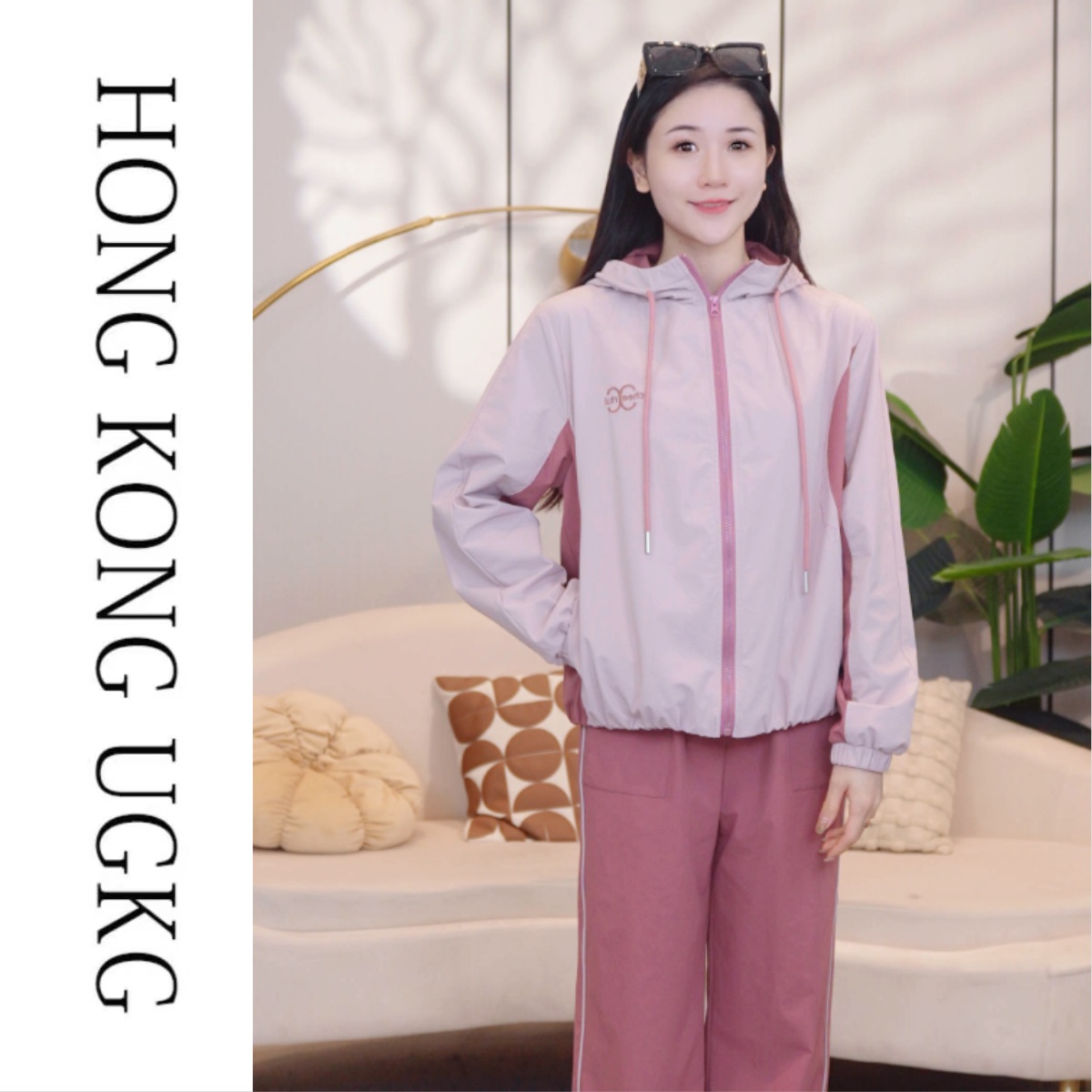 香港UGKG 中老年妈妈秋2025新款女装运动套装女士秋季外套两件套