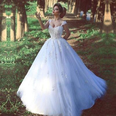 Ball Gown Lace Wedding Gowns 2021 Sleeveless Appliques Dress
