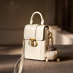 戈兰黛品牌包包女款轻便百搭牛皮手机包潮多隔层大容量竖款小挎包