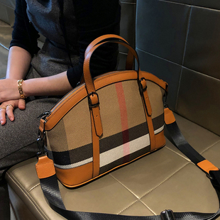 包包女士2026新款真皮格纹贝壳包大容量高级感洋气手提单肩斜挎包