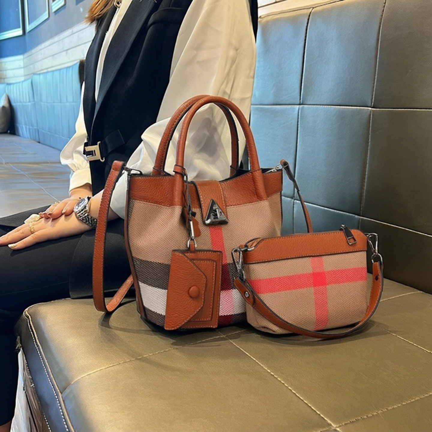 包包女新款格子帆布包时尚真皮子母包三件套水桶包手提单肩斜挎包
