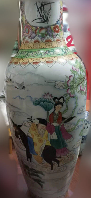 五彩瓷花瓶八仙图倒骑毛炉高一米六乡下收购优惠处理。