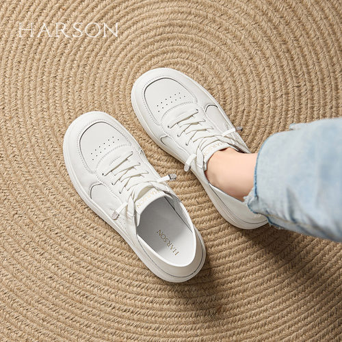 哈森厚底休闲百搭板鞋女