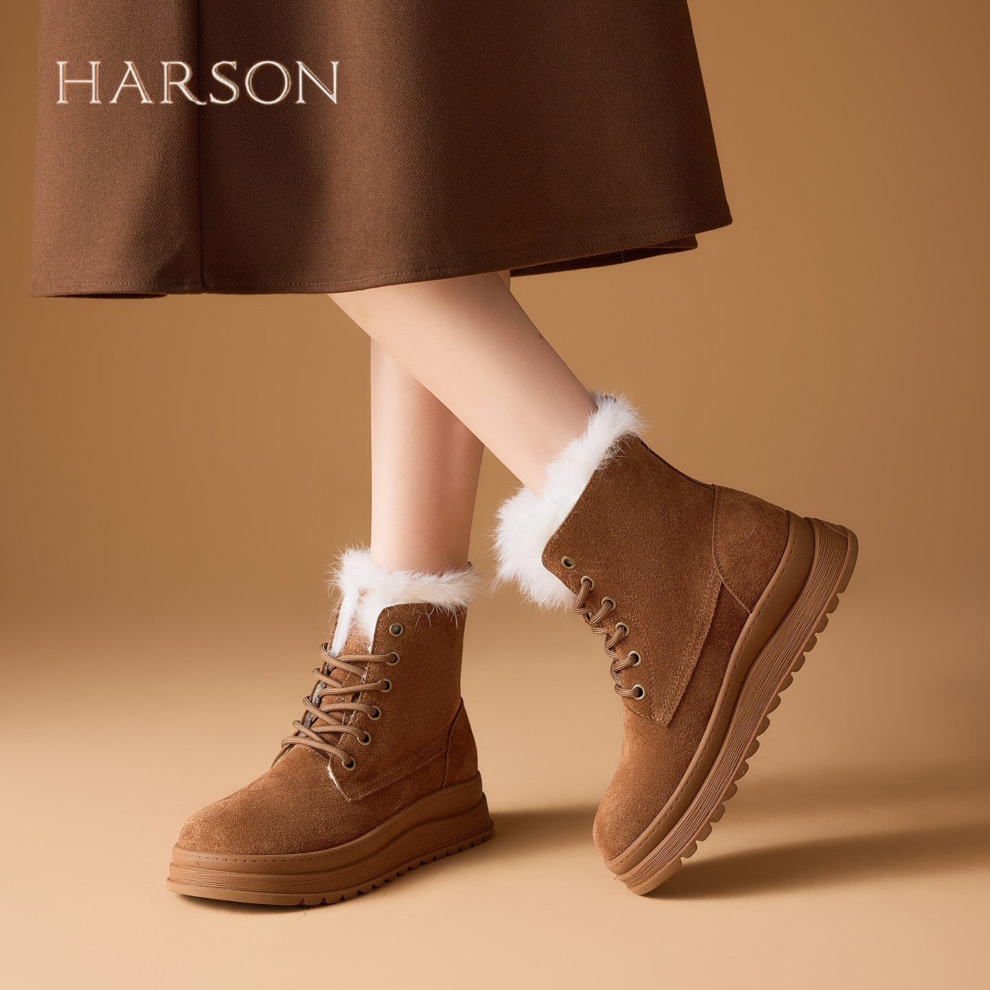 哈森厚底真毛雪地靴女鞋子2025冬季新款爆款加绒保暖短靴马丁靴女