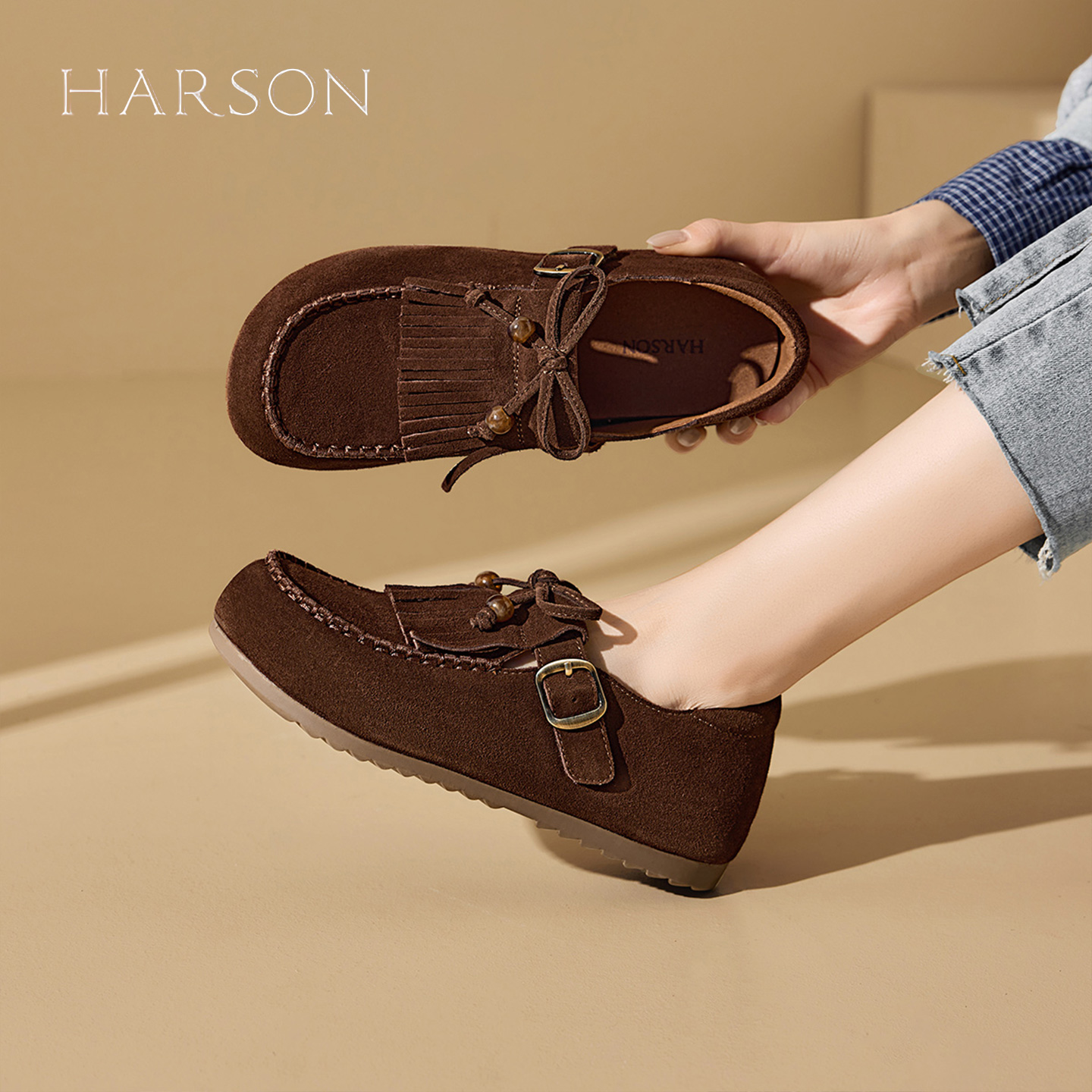 哈森2025新款牛筋底通勤勃肯鞋
