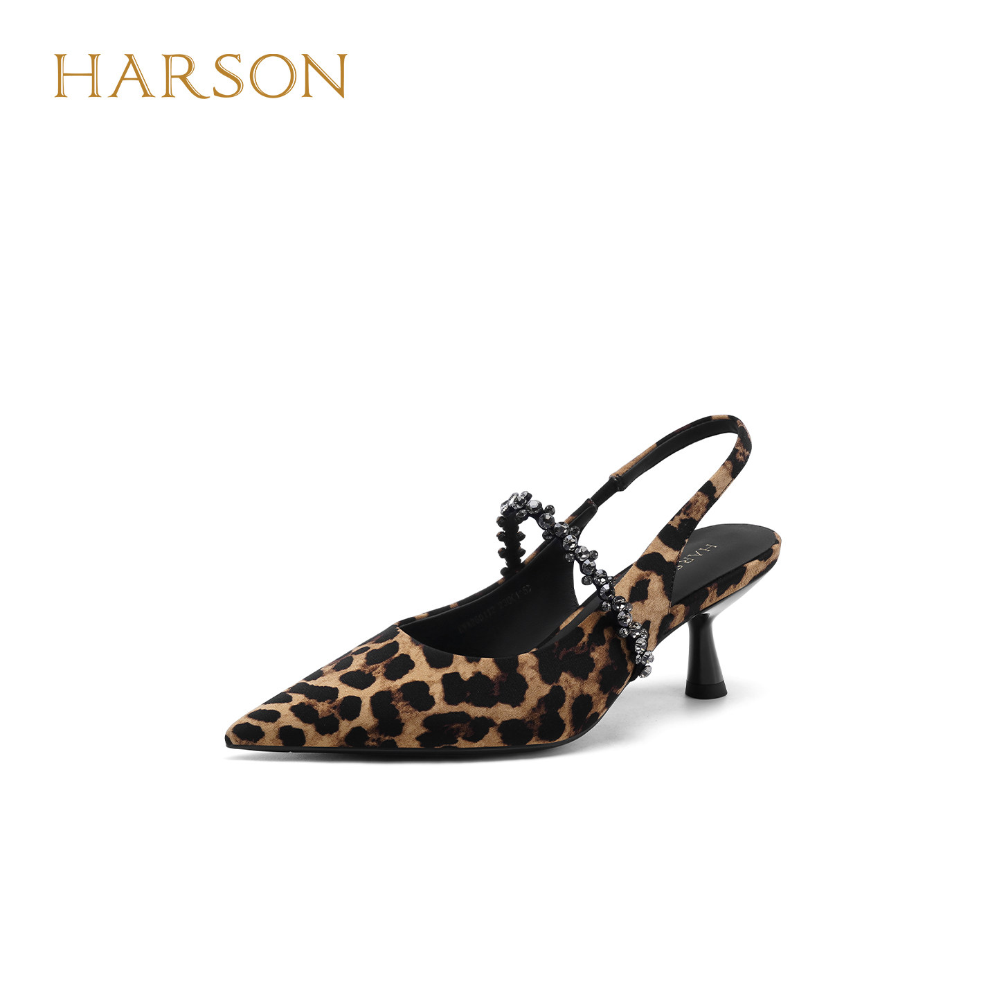 哈森2026夏季新款复古尖头细跟高跟鞋搭扣气质后空凉鞋HWM26