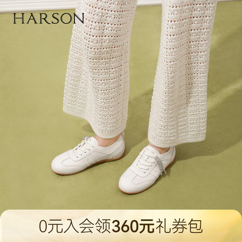 哈森M型圆头平跟德训鞋女简约百搭软底休闲鞋2026夏新款HCL260305