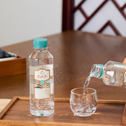 浙江杭州虎跑泉饮用天然山泉水330ml瓶装虎跑公园自涌泉 新品促销