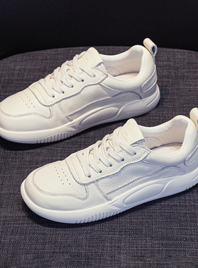 头层牛皮小白鞋女2026春秋新款大码女鞋41百搭真皮软底休闲板鞋43