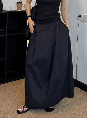 2025夏季新款洋气百搭黑色半身裙宽松小众设计感不规则a字花苞裙