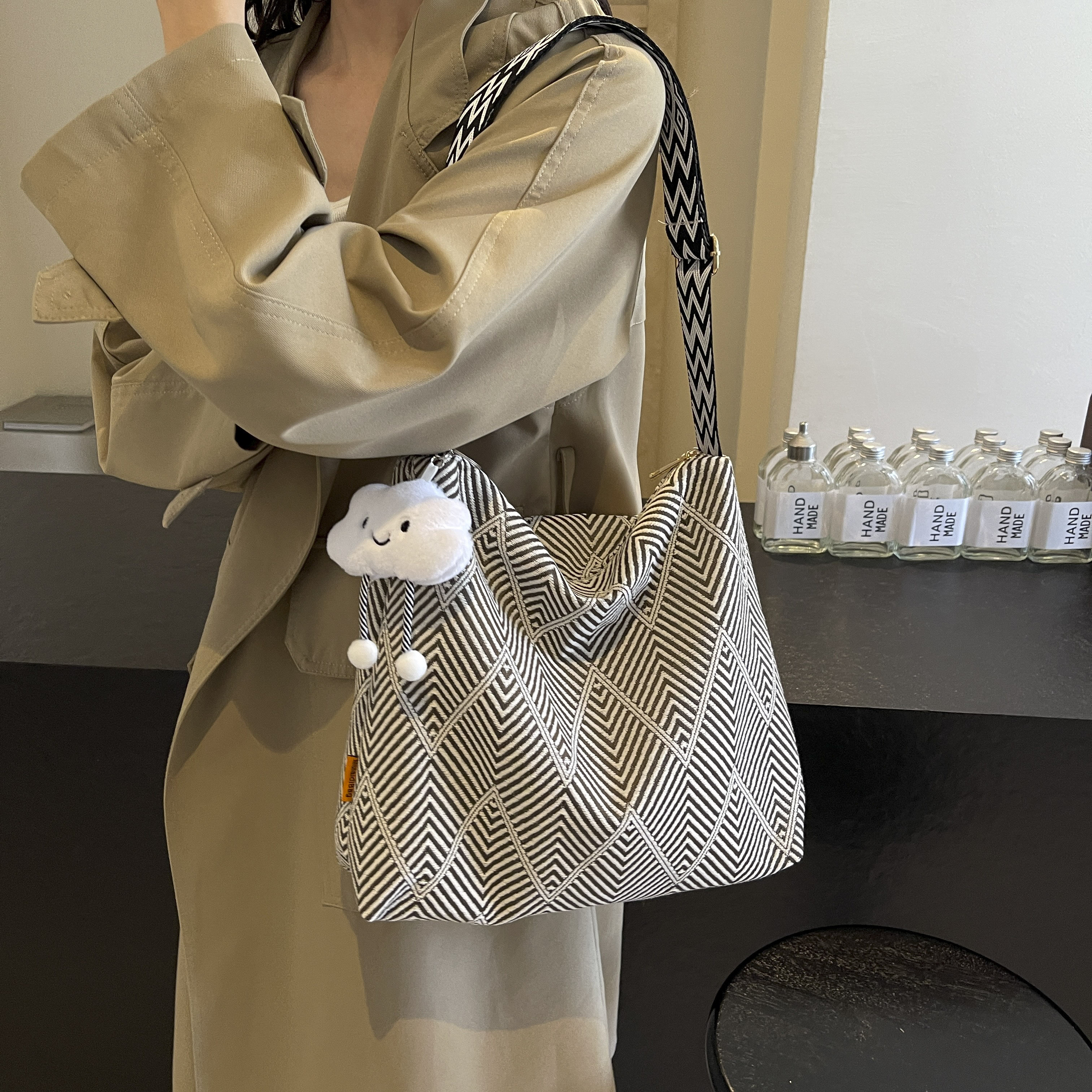 休闲大容量三用包女2025新款