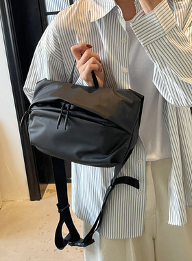手拎大包包女式2026新款流行时尚休闲黑色通勤单肩包大容量斜挎包