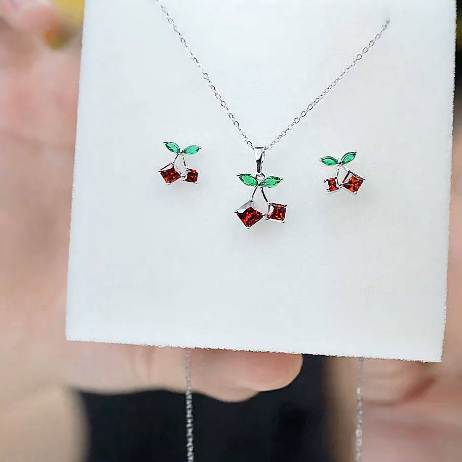 旭平红色小樱桃耳钉项链两件套时尚轻奢高级感套装圣诞节送闺蜜,饰品/流行首饰/时尚饰品新,组合套装,淘宝优惠券,粉丝福利购,淘宝优惠卷