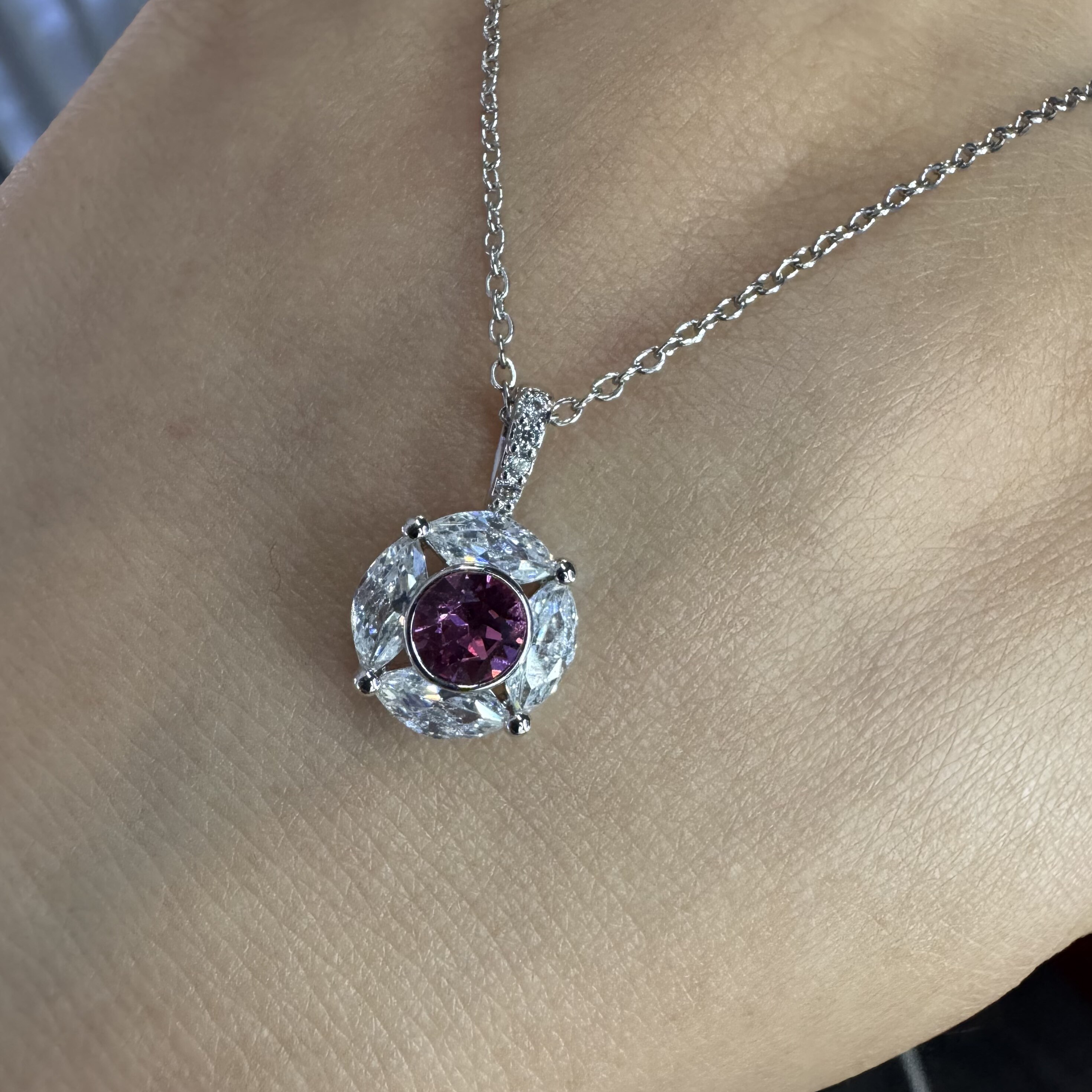 旭平铜钱简约ins风时尚个性气质款大气圆形微镶人造石仿水晶项链