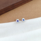 旭平 拍2 六爪单石人造石耳钉简约ins风小巧上班上学通勤耳饰