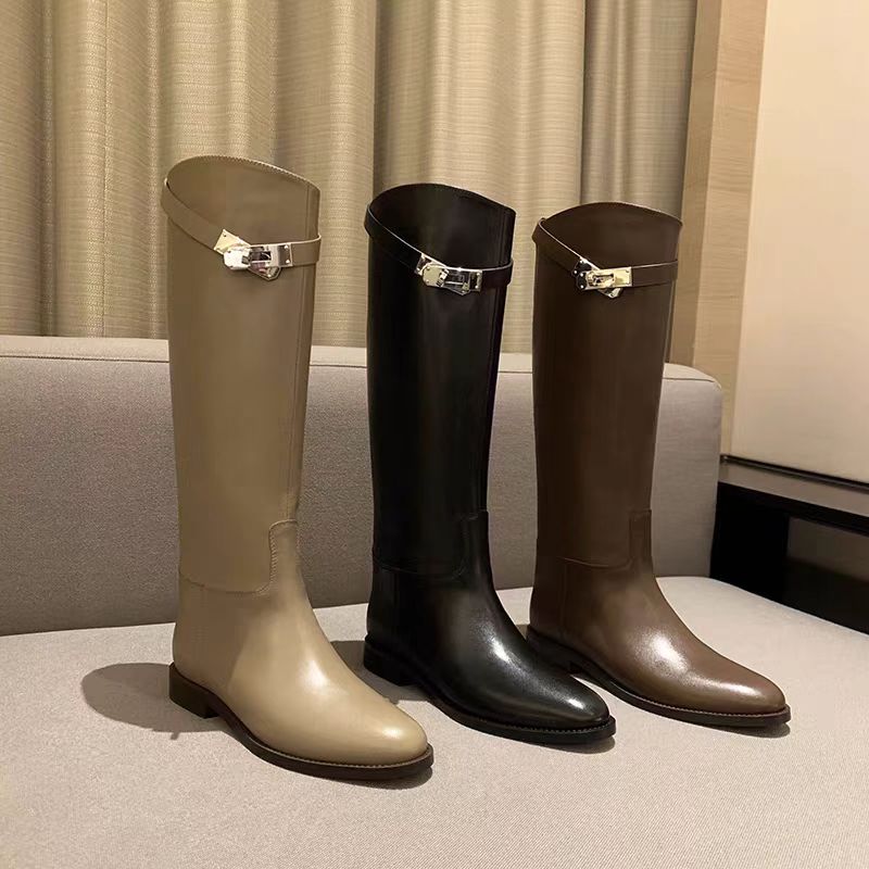 2025新款秋冬靴子保暖轻便时尚骑士靴百搭拉链女小码单鞋舒适软皮