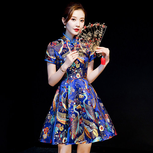 紫缘萱刺绣中国风短款小礼服裙