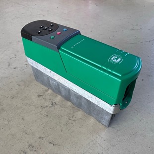 Control 3Ph Techniques 1.1KW Umrichter UNI1402 Nidec