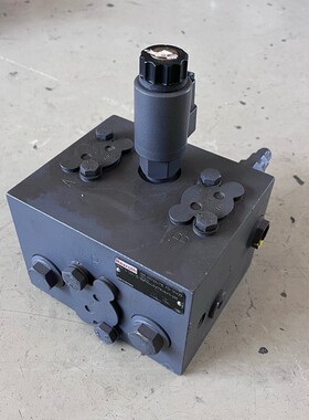 1x Rexroth RTM16S2A-12/160P1H440W71K40V11-608 R901224718 Vol