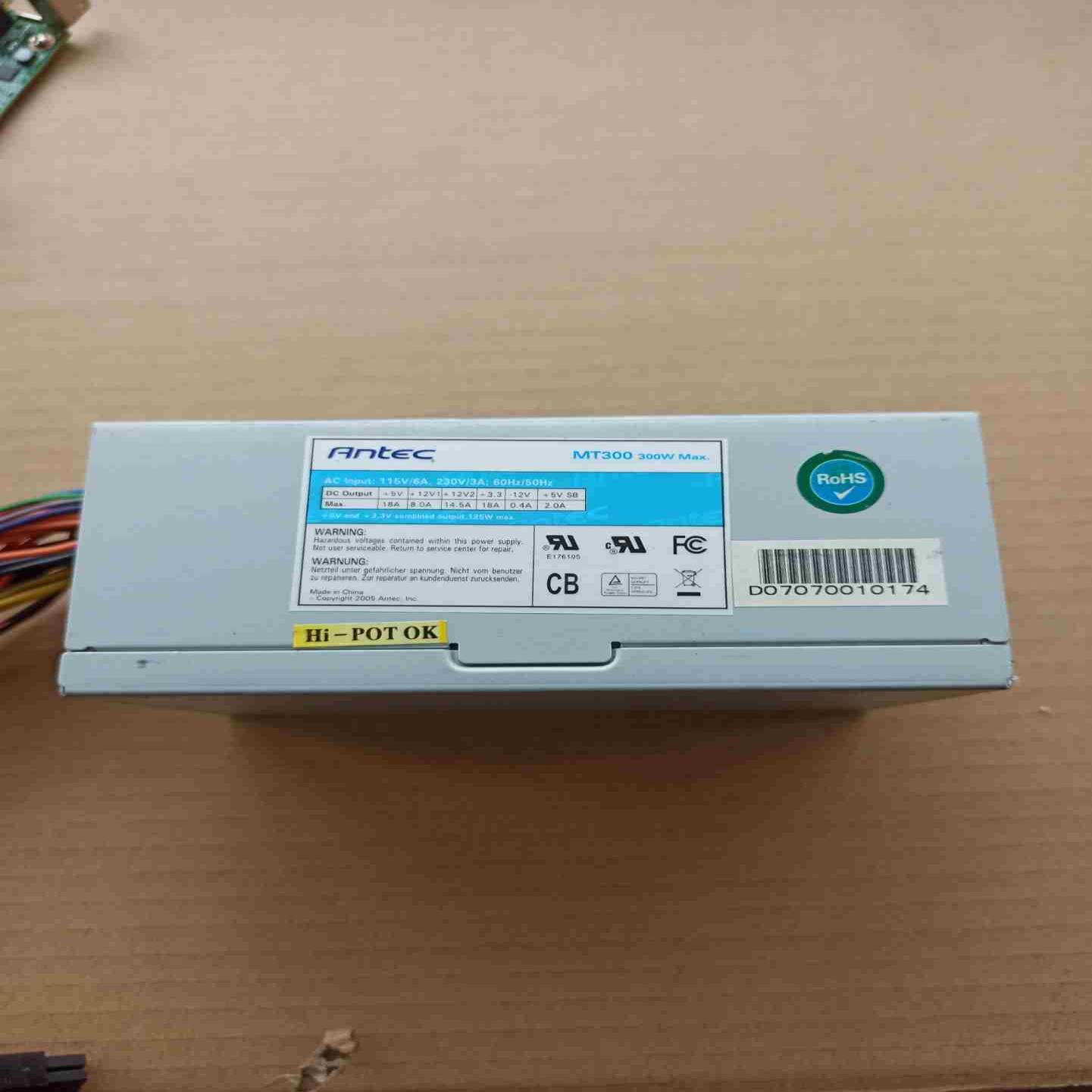 库存未用10台antec 设备电源议价