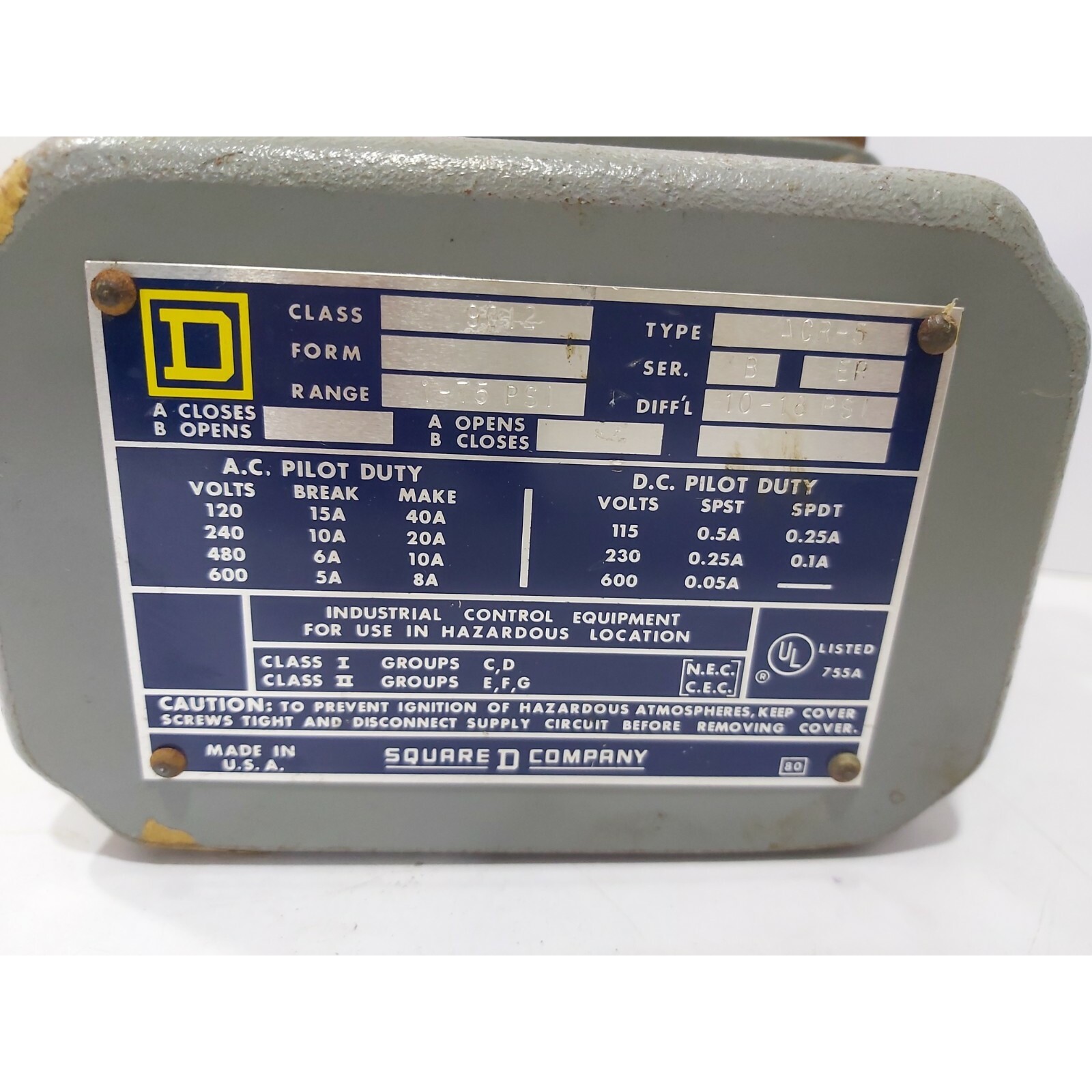 SQUARE D 9012ACR5 PRESSURE SWITCH SER-B 1-75PSI CLASS:9012 T