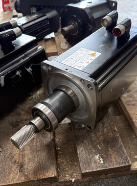 1x Baumüller DSD2-071SO64U-30-54-AO9-DPP-K-AN-O+999 4,1kW 0