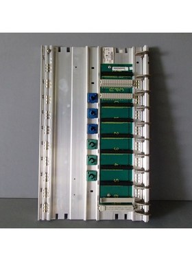 6ES57001LA12 - SIEMENS - 6ES5700-1LA12/Subrack CR1 Used