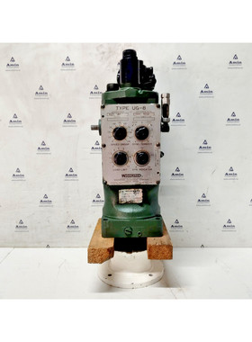 Woodward UG-8 总督零件编号 :8527-010 RPM:700-1250 - 已测试