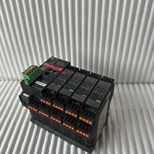 1x Omron Sicherheitsnetzwerk NE1A-SCPU02 Controller