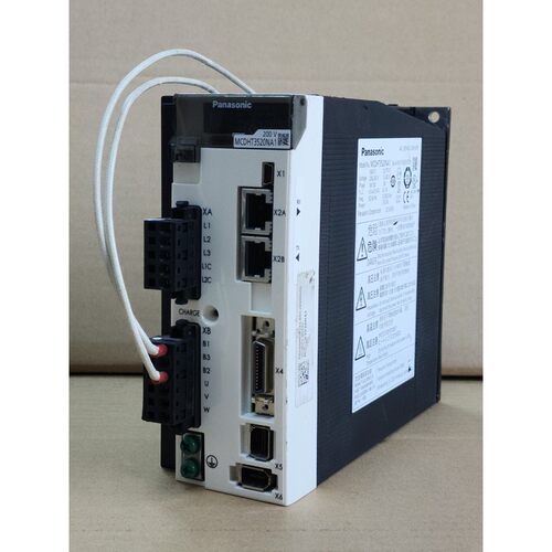 MCDHT3520NA1 PANASONIC AC SERVO DRIVE 750W 带 150W / 50 OHMS