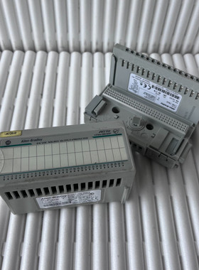 Allen-Bradley 1794-OB32P 10000016485/01 + 1794-TB32 PN-74157