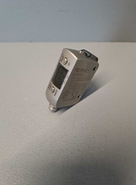 LRZB250CP - KEYENCE - LR-ZB250CP / Laser Sensor Used