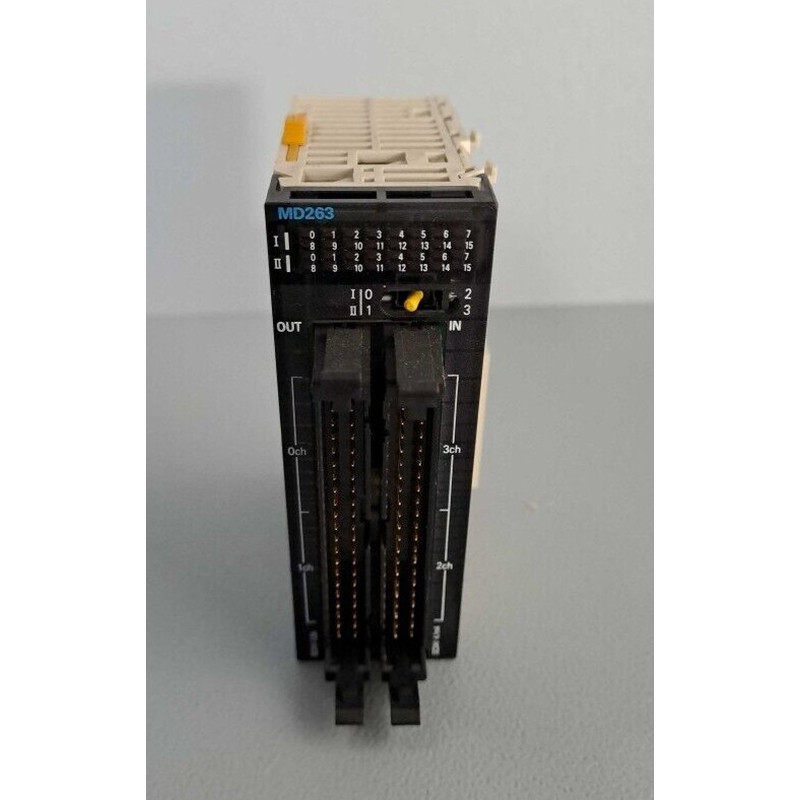 CJ1WMD263 - Omron - CJ1W-MD263 / Modulo 32 Ingressi Used